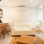 Graca Quiet Apartment - Olival II